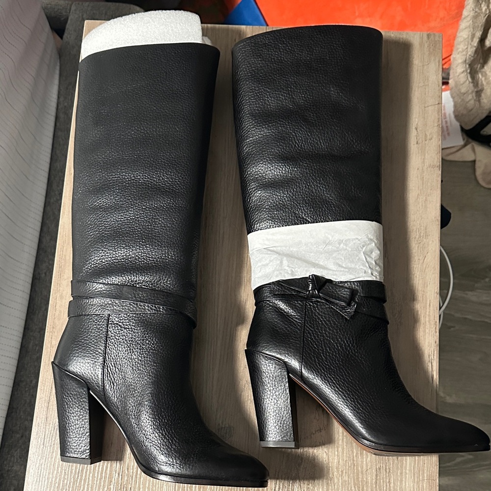 Brand New Kate Spade Elegant Black Leather Knee-High Boots Size 8.5 women’s